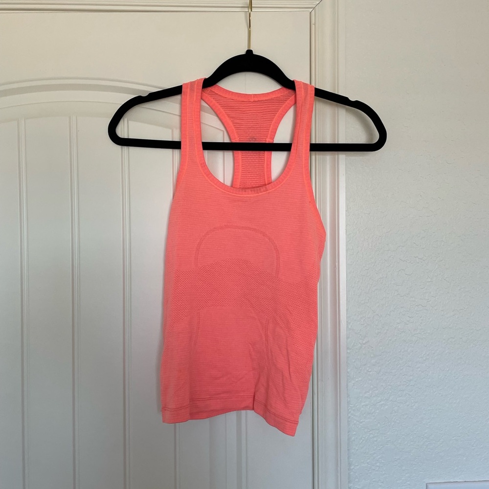 Lululemon tank top